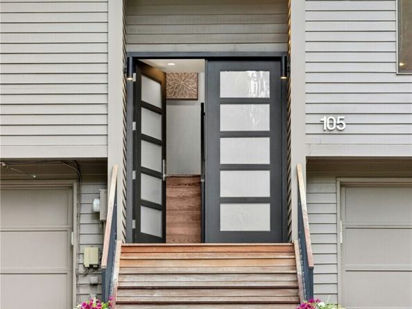 105 Big Bear Place NW, Issaquah WA 98027