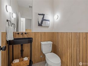 3020 NE 95th, Seattle WA 98115