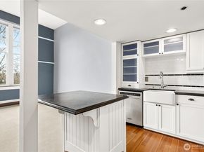 201 Galer Street 414, Seattle WA 98109