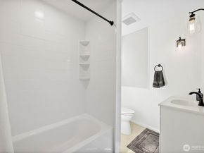 30022 6th Avenue SW, Federal Way WA 98023