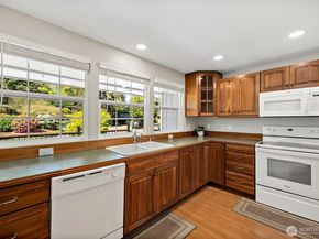 30022 6th Avenue SW, Federal Way WA 98023
