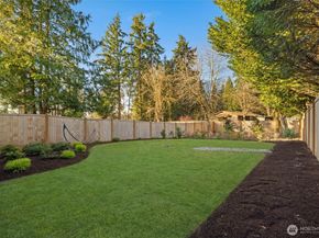 7010 NE 134th Street, Kirkland WA 98034