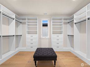 7010 NE 134th Street, Kirkland WA 98034