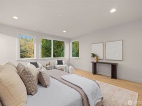 7010 NE 134th Street, Kirkland WA 98034