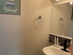 Undisclosed Address #2514730, Redmond WA 98052