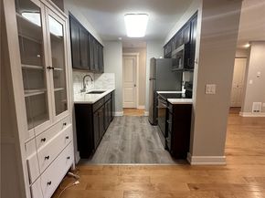 Undisclosed Address #2514730, Redmond WA 98052