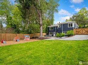 4037 NE 109th Street, Seattle WA 98125