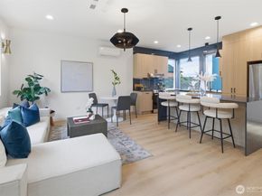 4517 35th Avenue S C, Seattle WA 98118