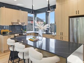 4517 35th Avenue S C, Seattle WA 98118