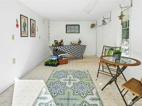 19924 163rd Avenue NE, Woodinville WA 98072