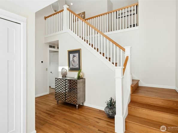 19924 163rd Avenue NE, Woodinville WA 98072