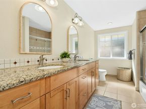 19924 163rd Avenue NE, Woodinville WA 98072
