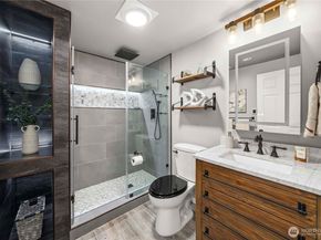 12202 SE 218th Court, Kent WA 98031
