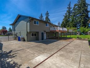 12202 SE 218th Court, Kent WA 98031