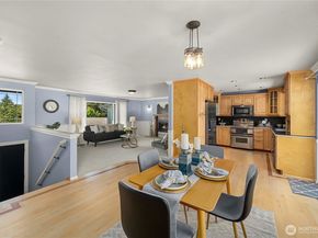 12202 SE 218th Court, Kent WA 98031