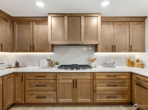 13820 60th Avenue W, Edmonds WA 98026