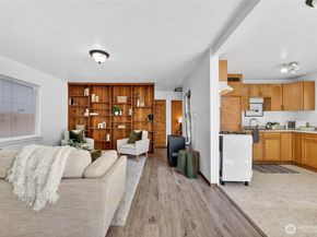 2827 SW Nevada Street, Seattle WA 98126