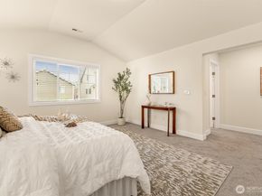 17903 33rd Avenue SE, Bothell WA 98012