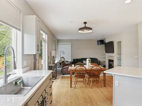 18637 172nd Place SE, Renton WA 98058