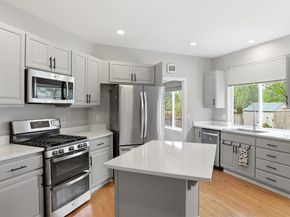18637 172nd Place SE, Renton WA 98058