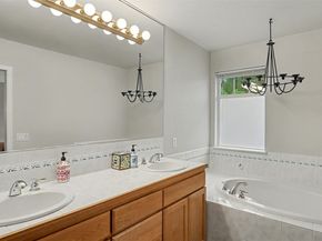 18637 172nd Place SE, Renton WA 98058