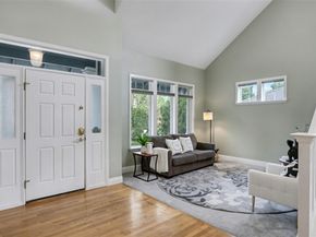 18637 172nd Place SE, Renton WA 98058