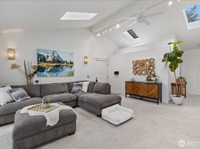 1109 Lewis Lane SE, Issaquah WA 98027