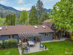1109 Lewis Lane SE, Issaquah WA 98027