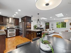 1109 Lewis Lane SE, Issaquah WA 98027