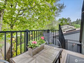 1109 Lewis Lane SE, Issaquah WA 98027