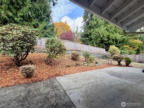 1135 147th Pl NE, Bellevue WA 98007