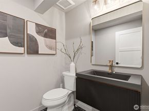 16432 NE 18th Street, Bellevue WA 98008