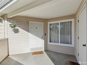 9210 Market Place H201, Lake Stevens WA 98258