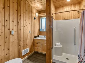 14024 Glen Acres Road SW, Vashon WA 98070