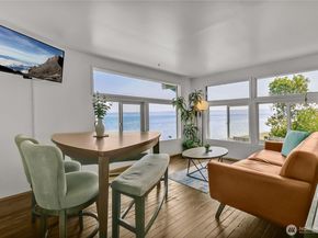 14024 Glen Acres Road SW, Vashon WA 98070