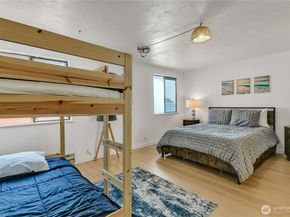14024 Glen Acres Road SW, Vashon WA 98070