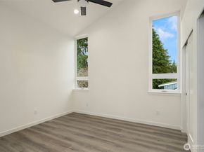 2006 120th Street NE Unit 2, Seattle WA 98125