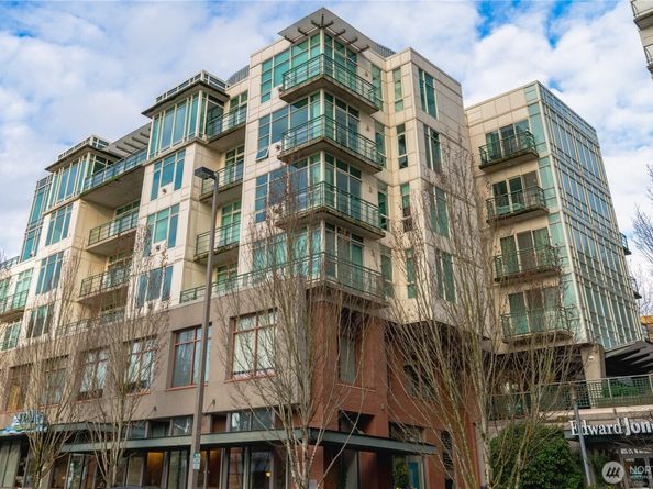 1188 106th Avenue NE 427, Bellevue WA 98004