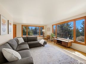 16408 Tiger Mountain Road SE, Issaquah WA 98027