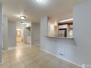 18501 SE Newport Way K245, Issaquah WA 98027