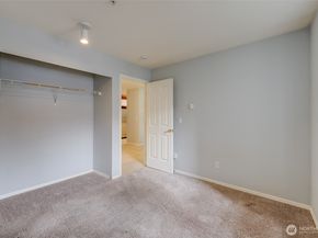 18501 SE Newport Way K245, Issaquah WA 98027