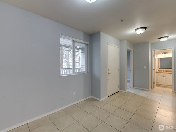 18501 SE Newport Way K245, Issaquah WA 98027
