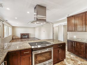 3618 S 243rd Street, Kent WA 98032