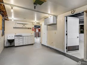 1408 N 48th Street, Seattle WA 98103