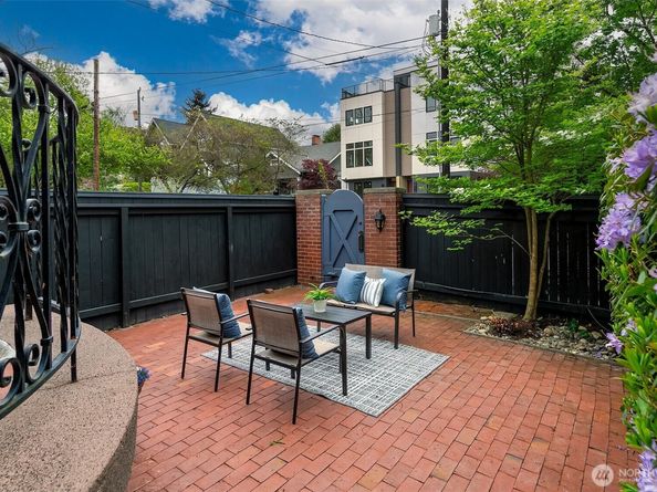 1408 N 48th Street, Seattle WA 98103