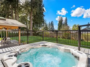 1465 185th Avenue NE, Bellevue WA 98008