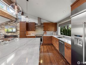 1465 185th Avenue NE, Bellevue WA 98008