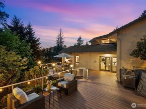 8144 W Mercer Way, Mercer Island WA 98040