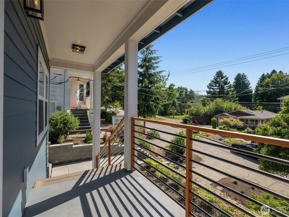 1822 31st Avenue, Seattle WA 98122