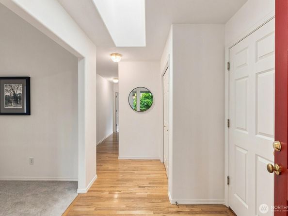 19326 2nd Drive SE B, Bothell WA 98012